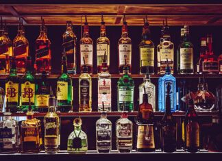 Blended whisky, czyli jak pokochać „szkocką”