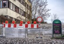 Jak sprawdzić szczelność układu wydechowego?