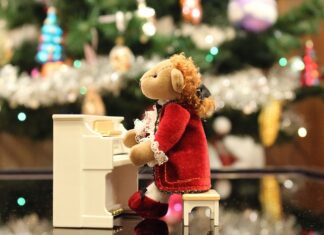 Czy pod bieliznę termoaktywną zakładać stanik?